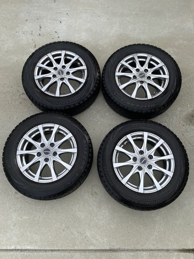 スタッドレスタイヤ・ホイールセット　ブリザックVRX 15インチ