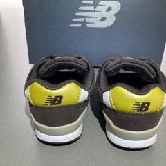 New Balance 996 ベビーシューズ 13.5cm 箱付きの画像