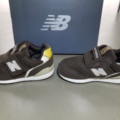 New Balance 996 ベビーシューズ 13.5cm 箱付きの画像