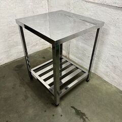 ステンレス製 作業台 W600×D600 厨房機器 厨房用品 美品 店舗用品 厨房 業務用 Y0569 の画像