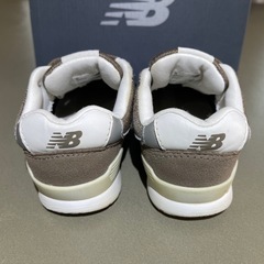 New Balance 996 ベビーシューズ 16.0cm 箱付きの画像