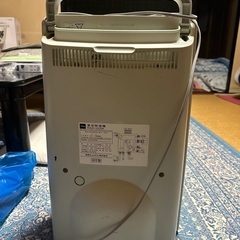 レトロな1998年製の除湿機です❗️東芝　RAD 100SKの画像