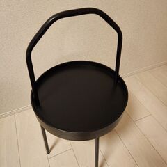 IKEAサイドテーブル(ブールヴィーク)