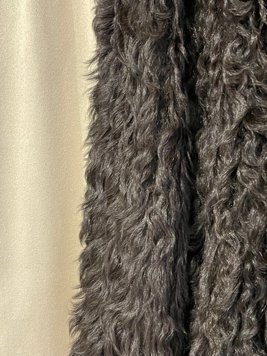 j -white yukayoラムファーコート