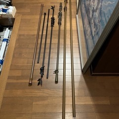 金属製カーテンポール、突っ張り棒、各種