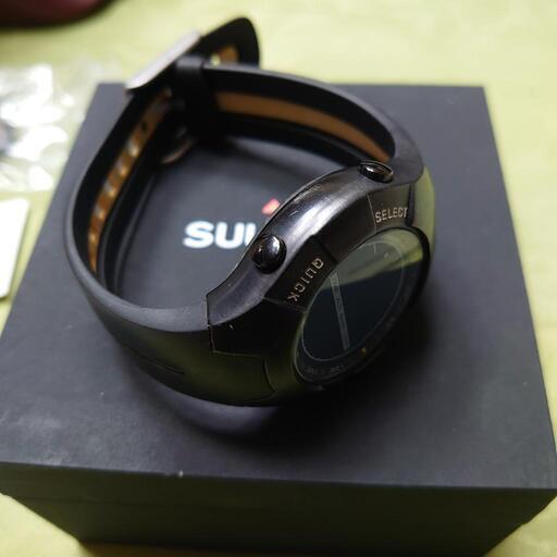 SUUNTOオブザーバー時計