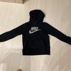 NIKEジュニアサイズパーカー
