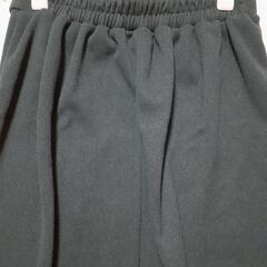 (b4)タグ付き新品未使用　タイトスカート　Lサイズ　深緑色　レディース　秋冬の画像