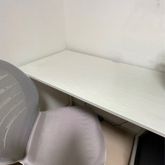 【中古】　パソコンデスクとオフィスチェアのセット　値下げしました！！の画像