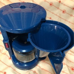 スタンダードなコーヒーメーカーの画像