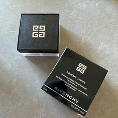 プリズムリーブル　ジバンシィ　未使用