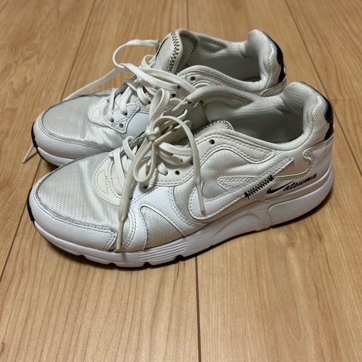 NIKE スニーカー