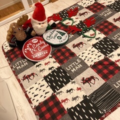 クリスマス　飾りつけ　敷物？！