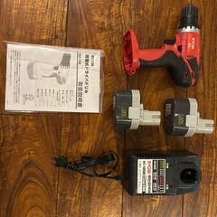 充電式ドライバドリル　電動ドリル　RYOBI　BD-122　電池パック(B-1203M1)Ni-Cd　DC12V 1,300mAh 充電器(BC-1204)　室内使用に故障ジャンクの画像