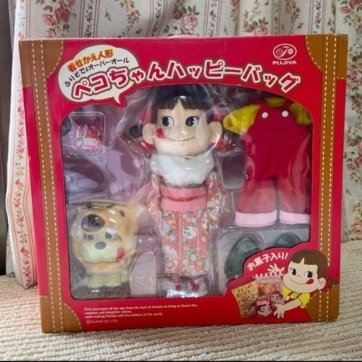ペコちゃんのハッピーバッグ着せ替え人形【不二家】