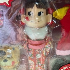 ペコちゃんのハッピーバッグ着せ替え人形【不二家】の画像