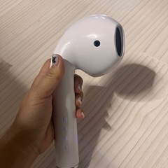 巨大イヤホン型スピーカーAirPodsワイヤレス　Bluetooth