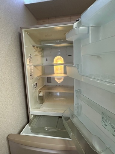 2010年製
 3ドア Panasonic 冷蔵庫
