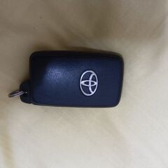 トヨタ　電子キー　プリウスɑの画像