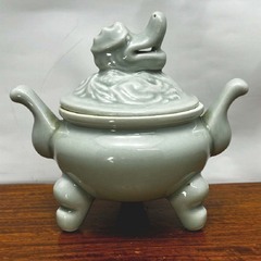 青磁 香炉 三つ脚 竜頭摘み 陶器◆取りに来て頂ける方♪の画像