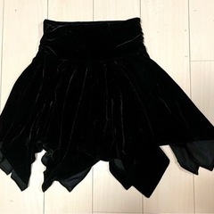 ベロア黒ミニスカート