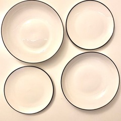 洋食屋さん風　パスタ皿とサラダディッシュ　お皿4点セット