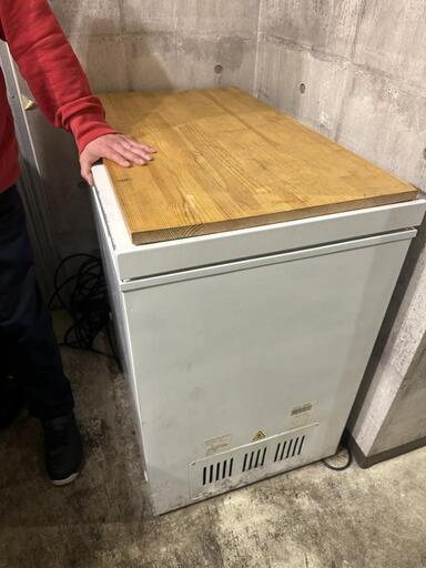 お引き取り先きまりました冷凍ストッカー