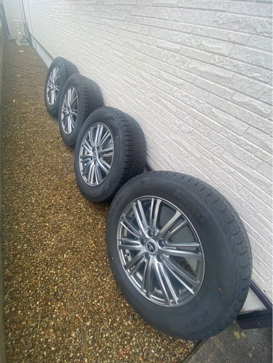 スタッドレスタイヤ