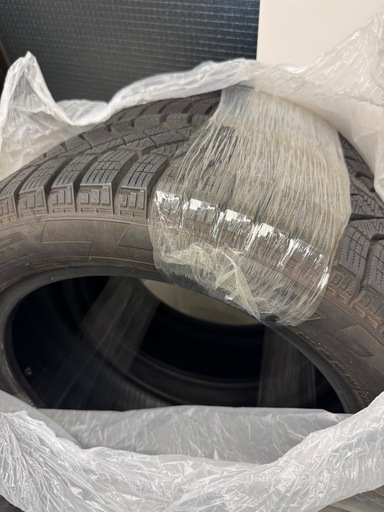 スタッドレスタイヤPIRELLI 215/50/17