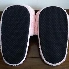 CareBearケアベア  ふわふわスリッパの画像