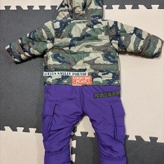 ジャンプスーツ　防寒着の画像