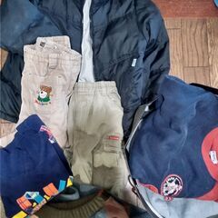 子供服無料　冬用100-120ｃｍ