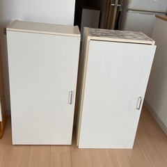 ニトリ　カラーボックス　扉付き　2個