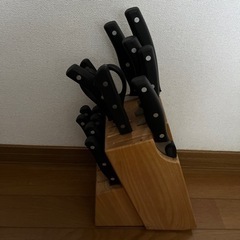 Miracle Blade ミラクルブレード ワールドクラスシリーズ 18点セット ナイフブロック付き Lサイズ ブラック/ステンレスの画像