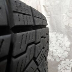 スタッドレスタイヤ YOKOHAMA アイスガード 15インチの画像