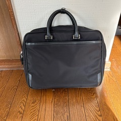 ビジネスバッグ