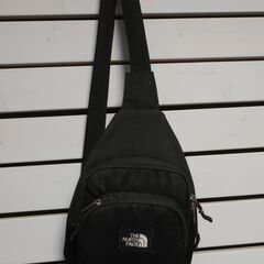 NORTH FACE　ノースフェイス 斜め掛けポーチ