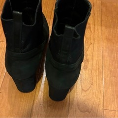 DIANA ブーツ ヒール7cm 22cm
の画像