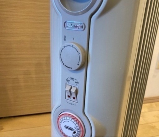 デロンギ　オイルヒーター delonghi