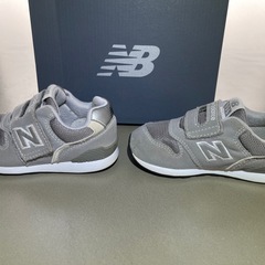 New Balance 996 ベビーシューズ 15.0cm グレー 箱付きの画像
