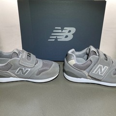 New Balance 996 ベビーシューズ 15.0cm グレー 箱付きの画像