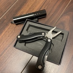 キャップ、notebook、懐中電灯、ナップサック5点セットの画像