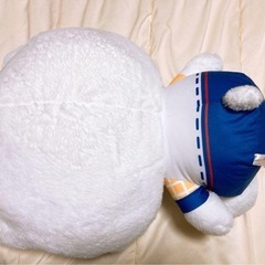 大きなキティーちゃんぬいぐるみの画像