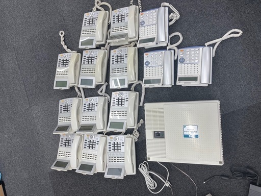 電話機とHM700Std主装置