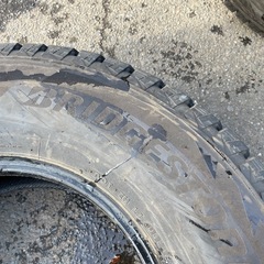 タイヤ　BRIDGESTONE　BLIZZAK DM-V2 265/70R16の画像