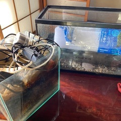水槽　倉庫の中のもの