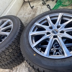 215/55R17 スタッドレスタイヤ　17インチ　アルミホイー...