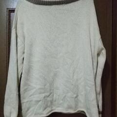 ベージュ セーター Vネック サイズフリーの画像