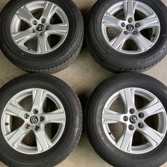 トヨタ純正16インチ　夏タイヤつき