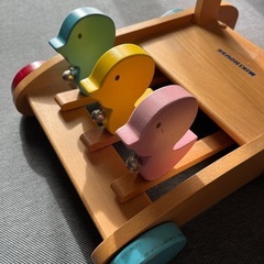 ミキハウス　手押し車の画像